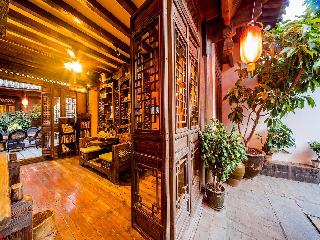 Old Tree Boutique Guesthouse Li-ťiang Exteriér fotografie