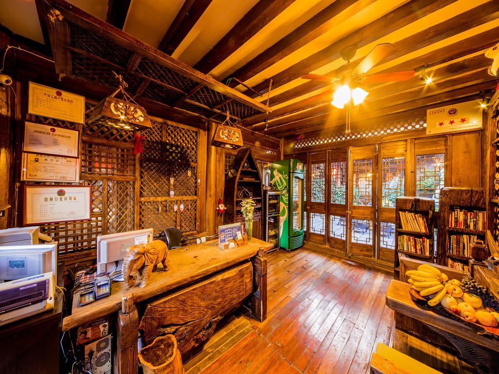 Old Tree Boutique Guesthouse Li-ťiang Exteriér fotografie