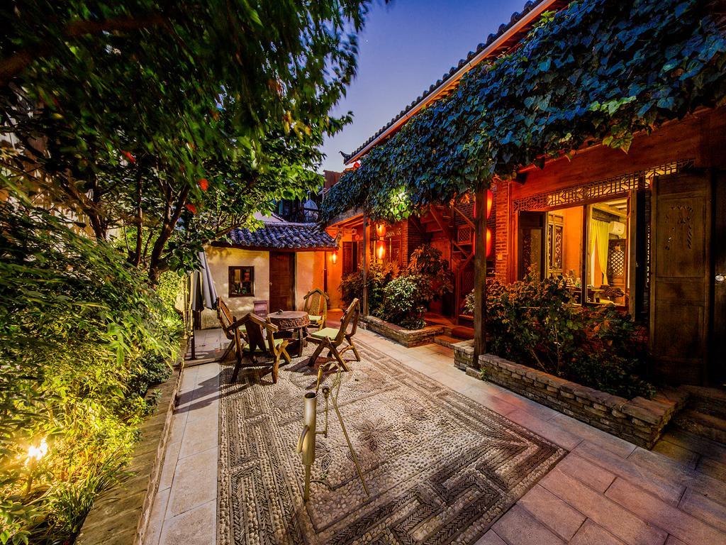 Old Tree Boutique Guesthouse Li-ťiang Exteriér fotografie